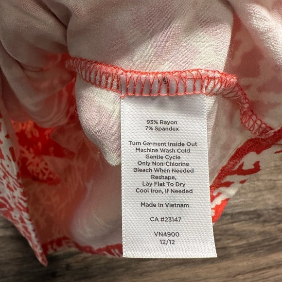 Talbots Coral White Tropical Summer Vneck Blouse Tshirt - Picture 6 of 6